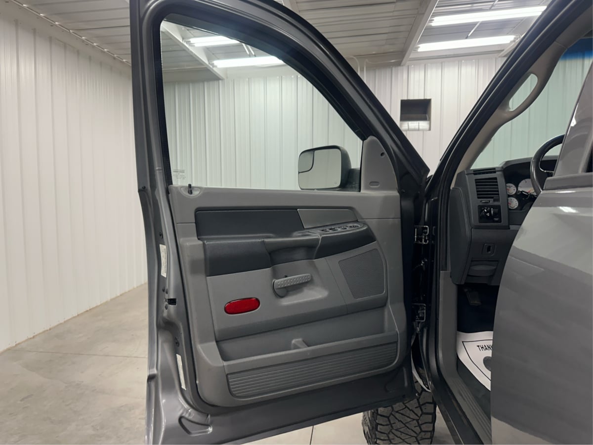 2007 Dodge Ram 2500 Pickup ST - Photo 24