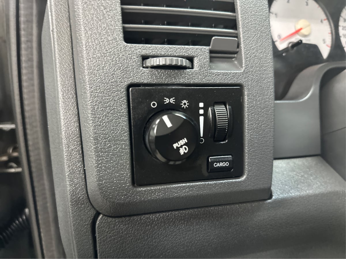 2007 Dodge Ram 2500 Pickup ST - Photo 21