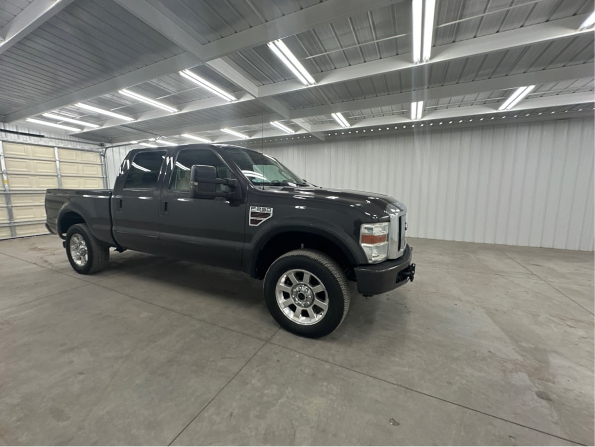 2008 Ford F-250 XL photo 2