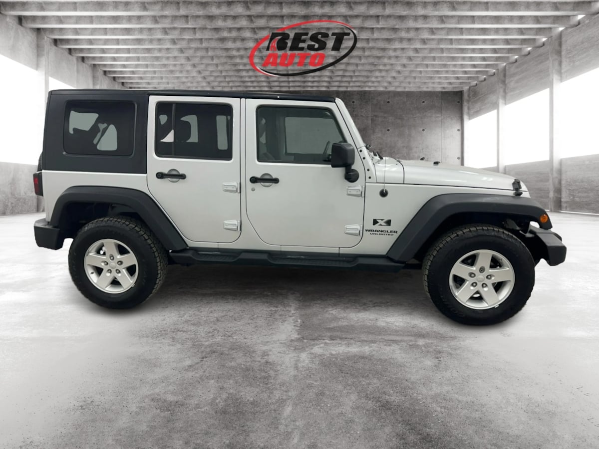 2008 Jeep Wrangler Unlimited X photo 3