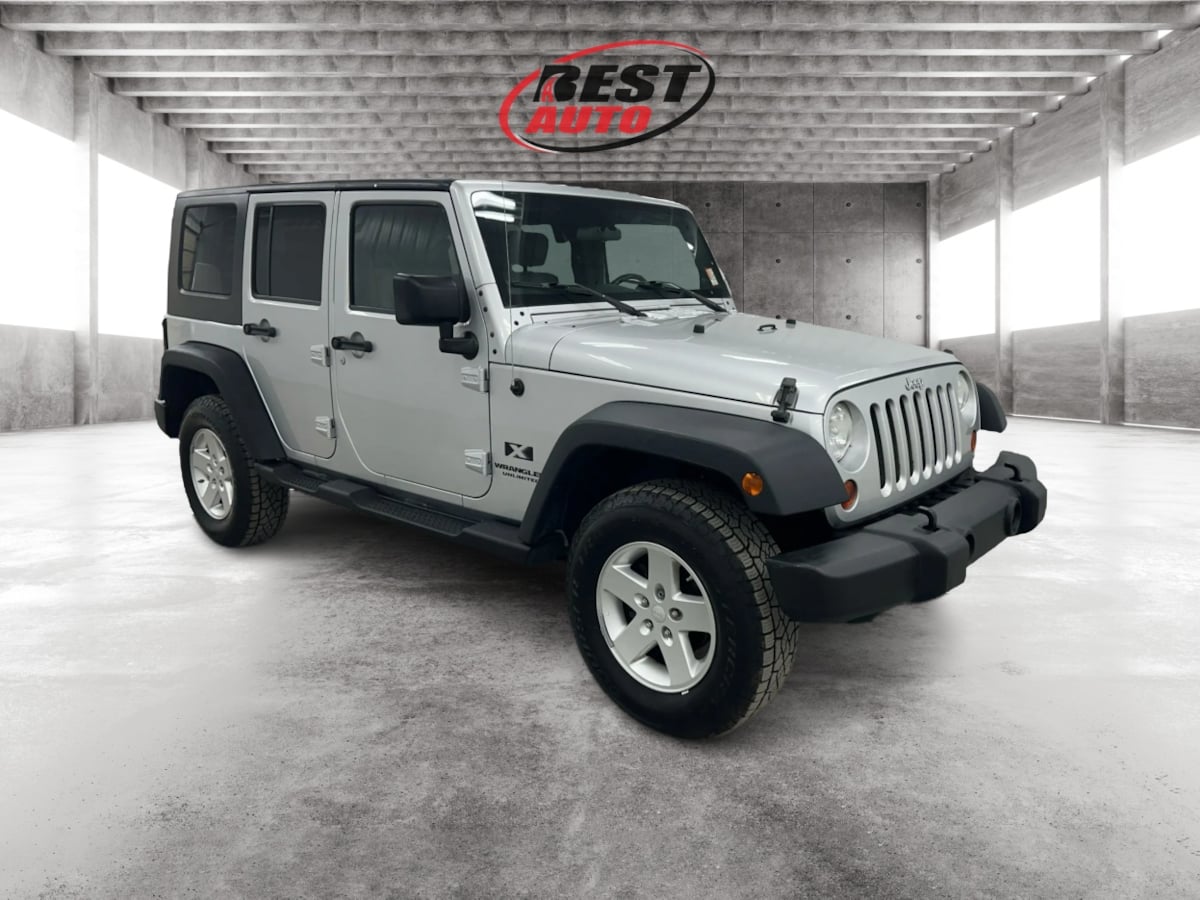 2008 Jeep Wrangler Unlimited X photo 2
