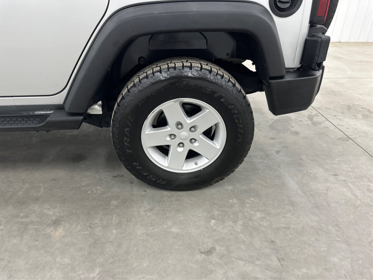 2008 Jeep Wrangler Unlimited X photo 28