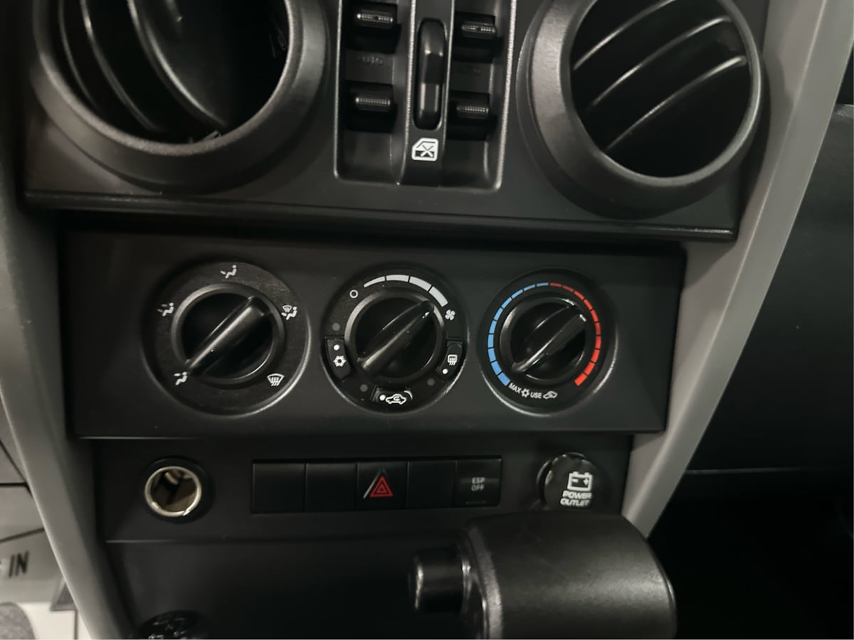 2008 Jeep Wrangler Unlimited X photo 38