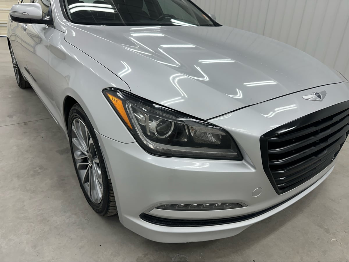 2016 Hyundai Genesis 3.8 photo 42