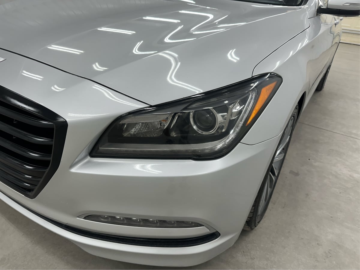 2016 Hyundai Genesis 3.8 photo 39
