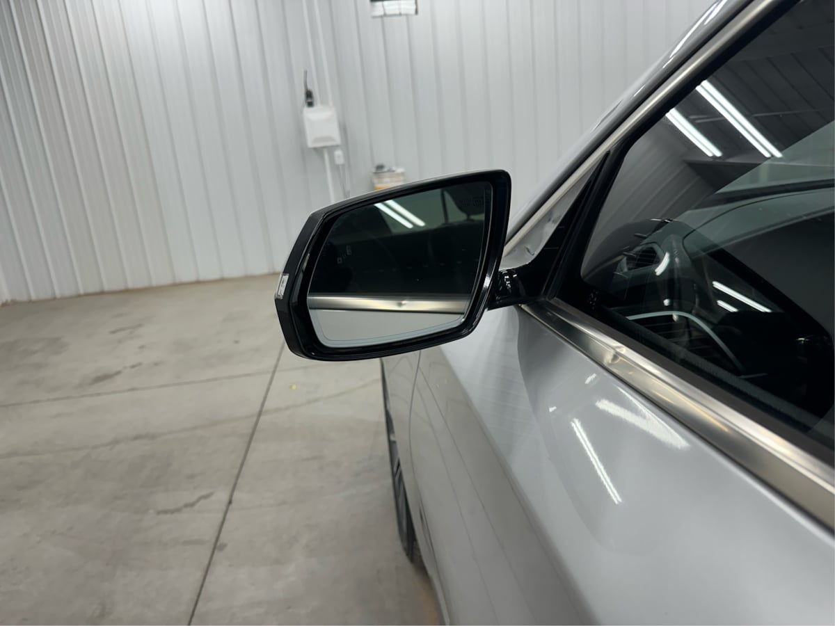 2016 Hyundai Genesis 3.8 photo 38