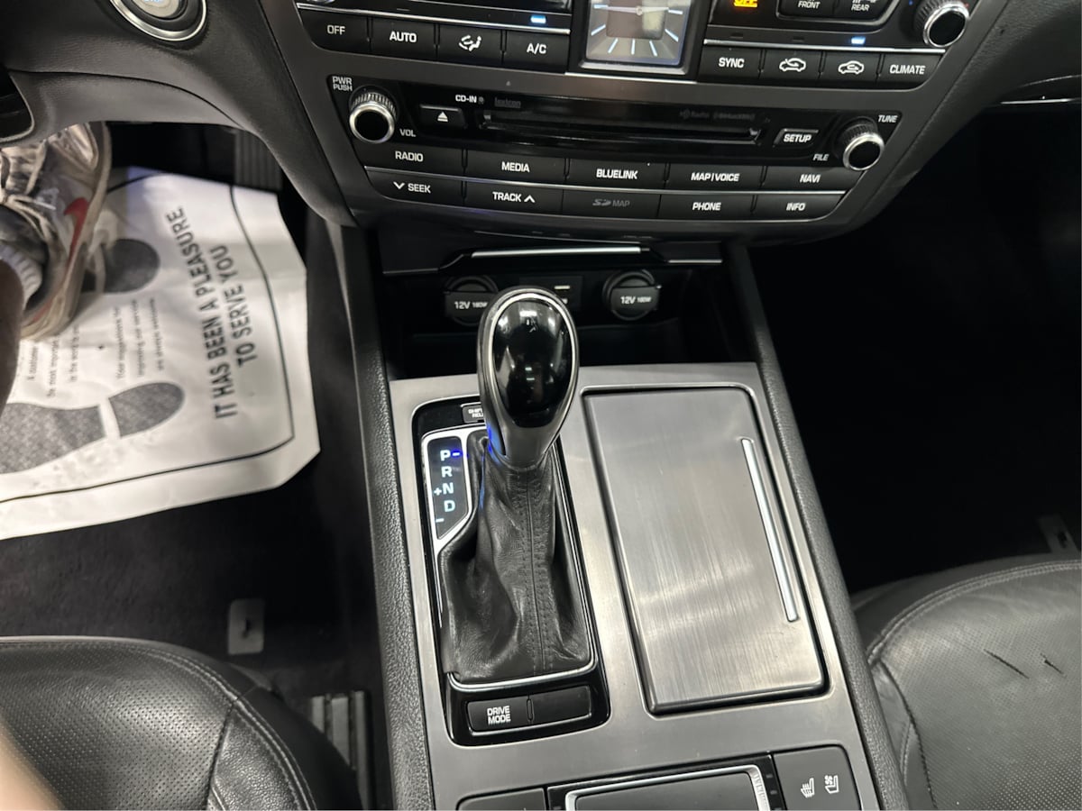 2016 Hyundai Genesis 3.8 photo 49