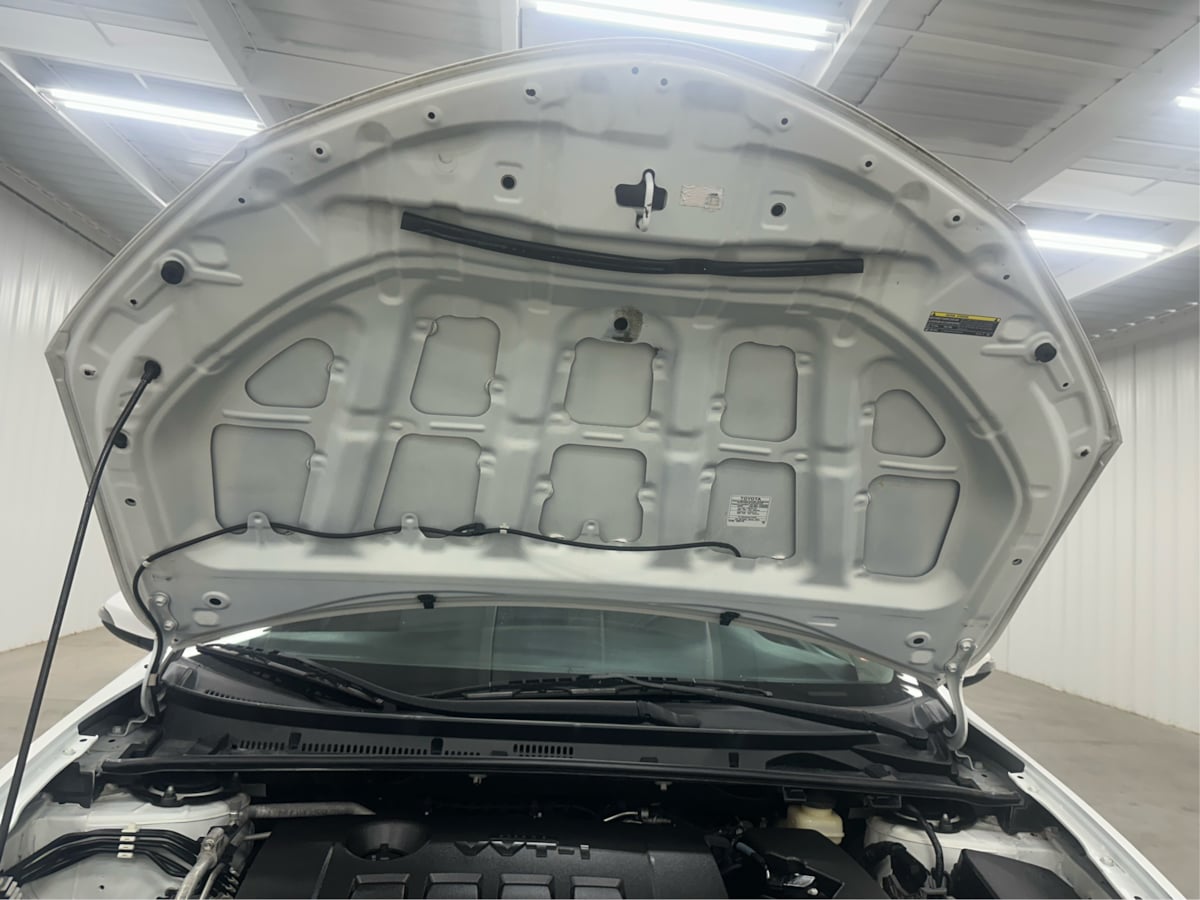 2017 Toyota Corolla SE photo 10