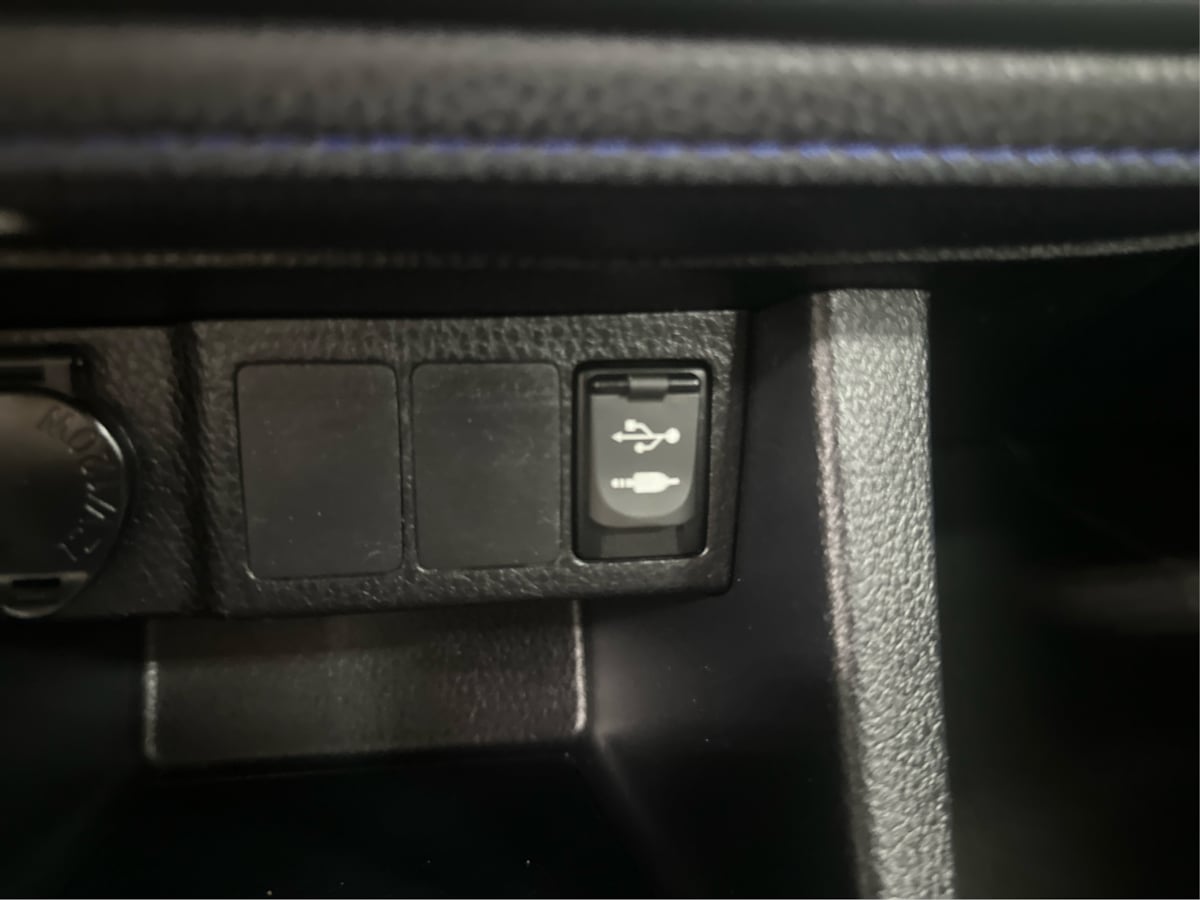 2017 Toyota Corolla SE photo 43