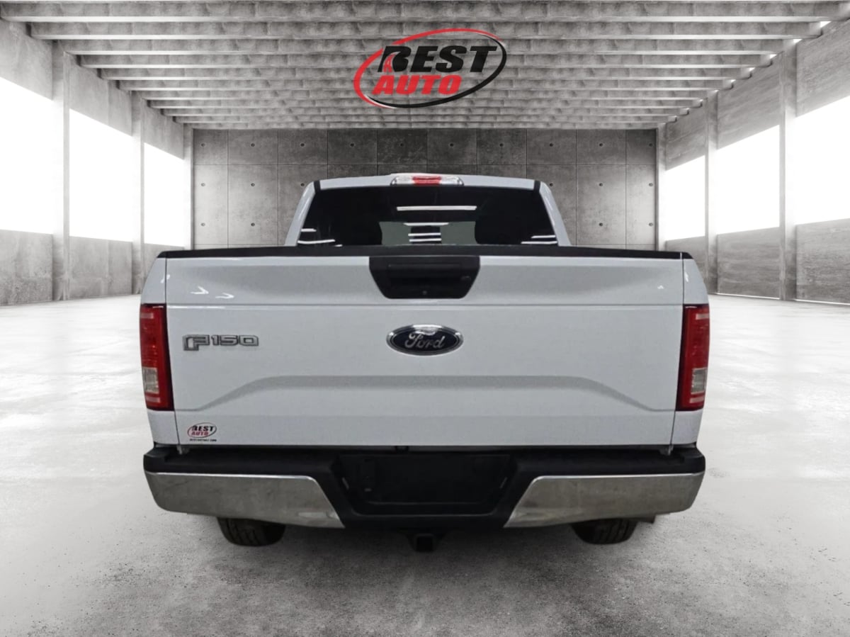 2017 Ford F-150 XLT photo 4