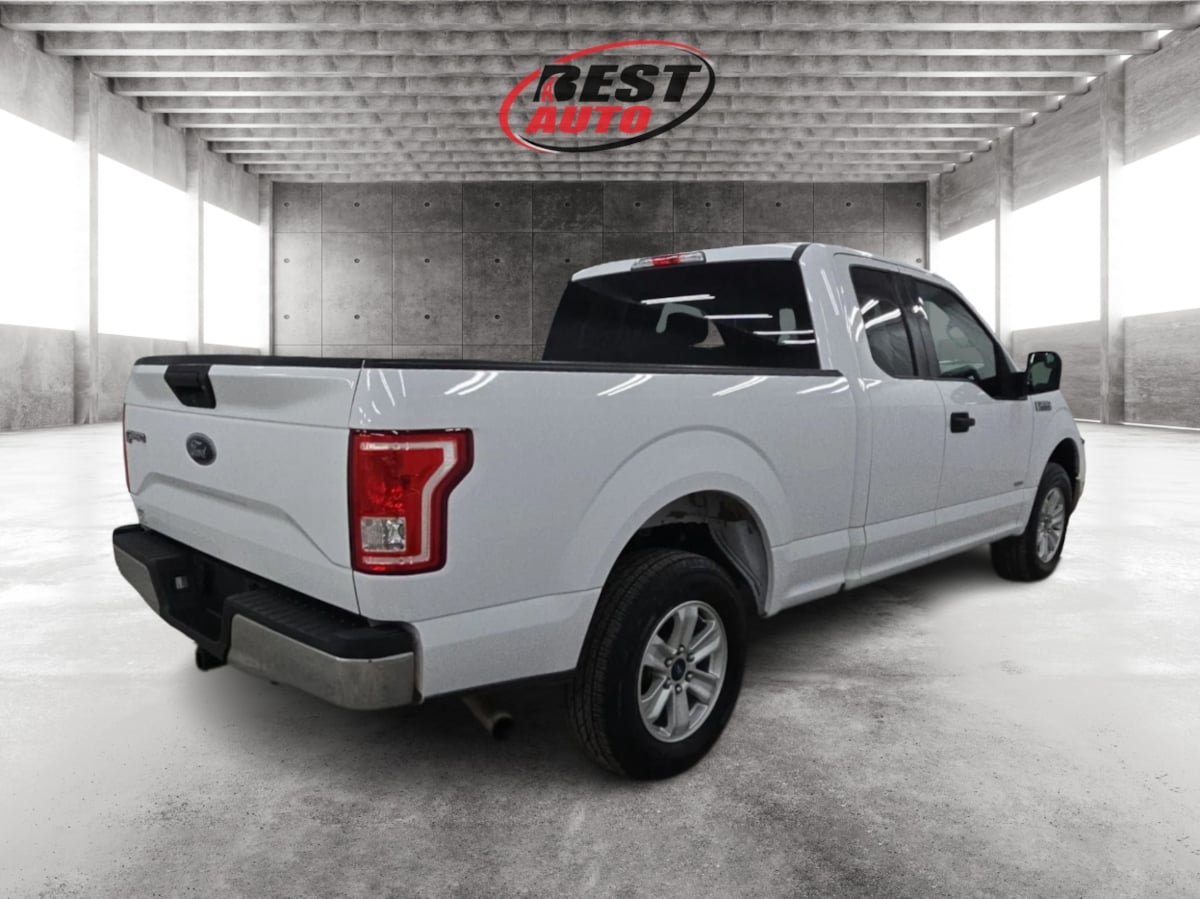 2017 Ford F-150 XLT photo 3