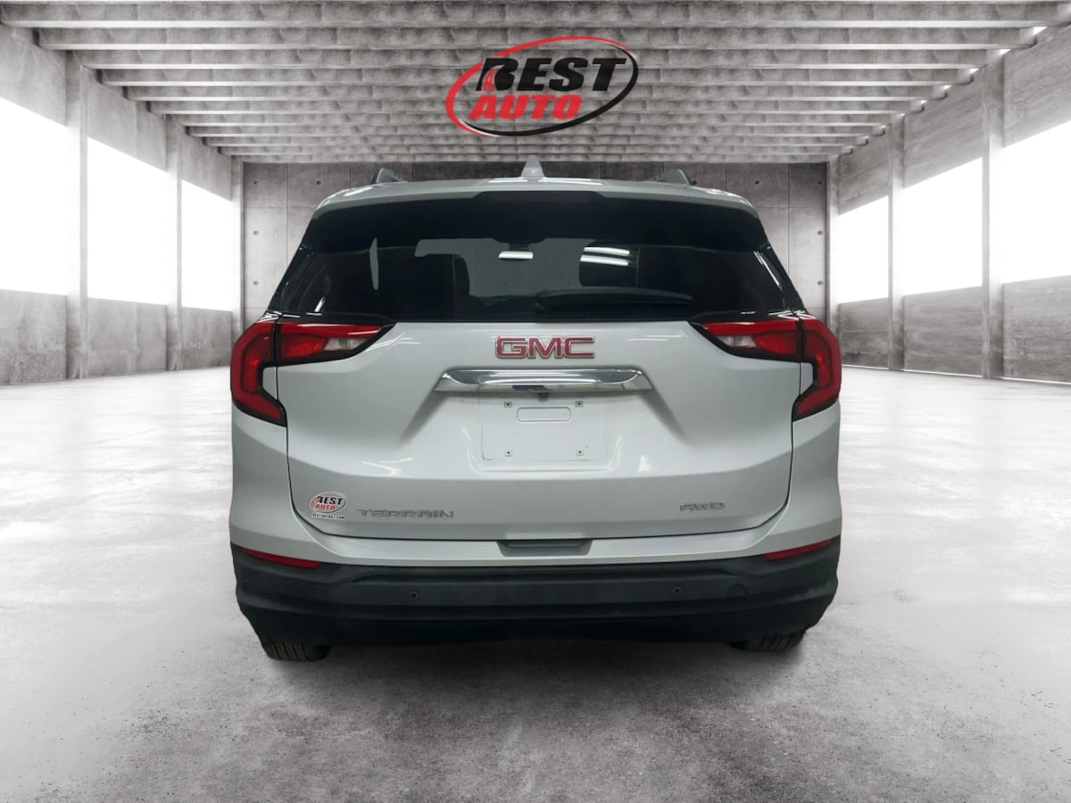 2020 Gmc Terrain SLE photo 3