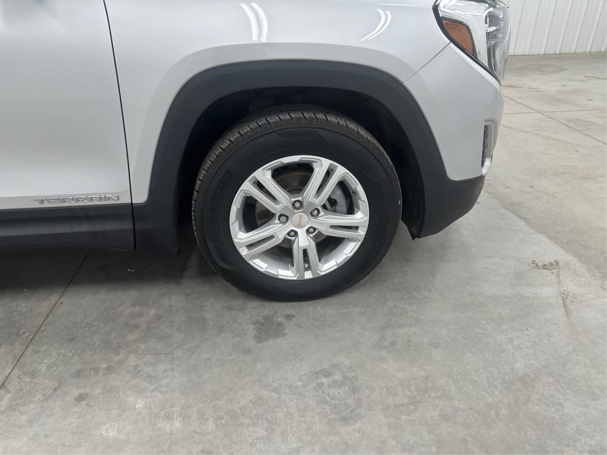 2020 Gmc Terrain SLE photo 29