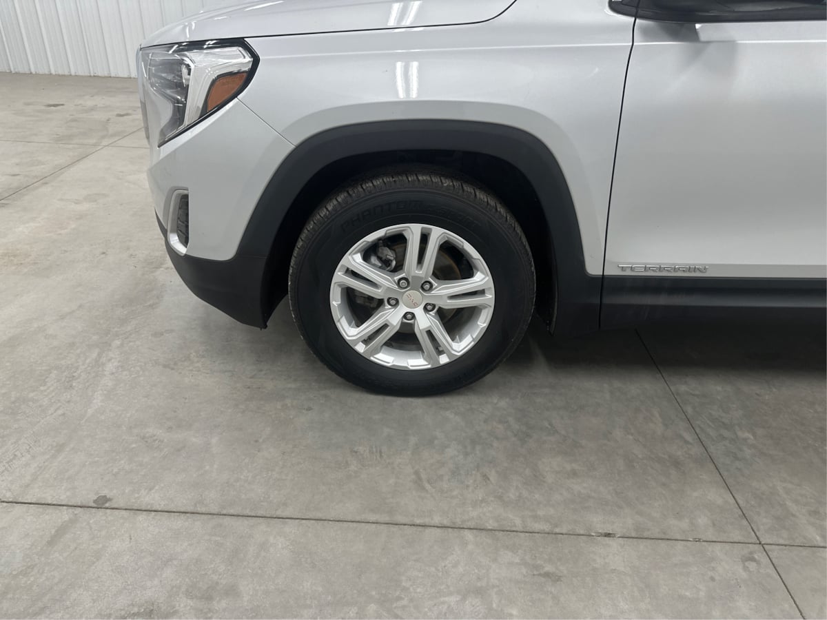 2020 Gmc Terrain SLE photo 32