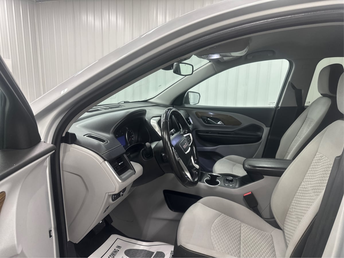 2020 Gmc Terrain SLE photo 7