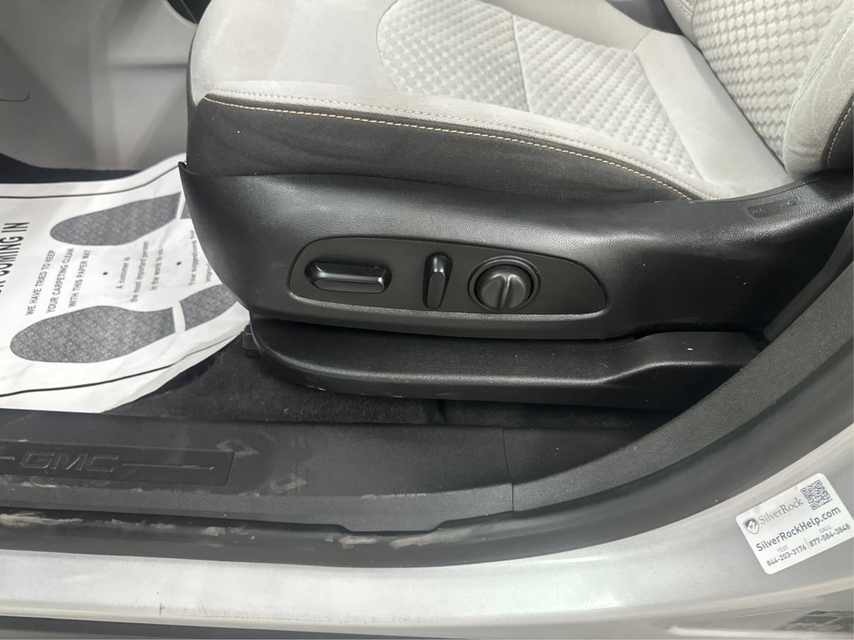 2020 Gmc Terrain SLE photo 19