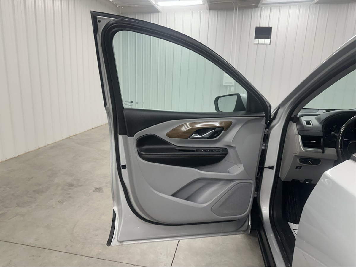 2020 Gmc Terrain SLE photo 20