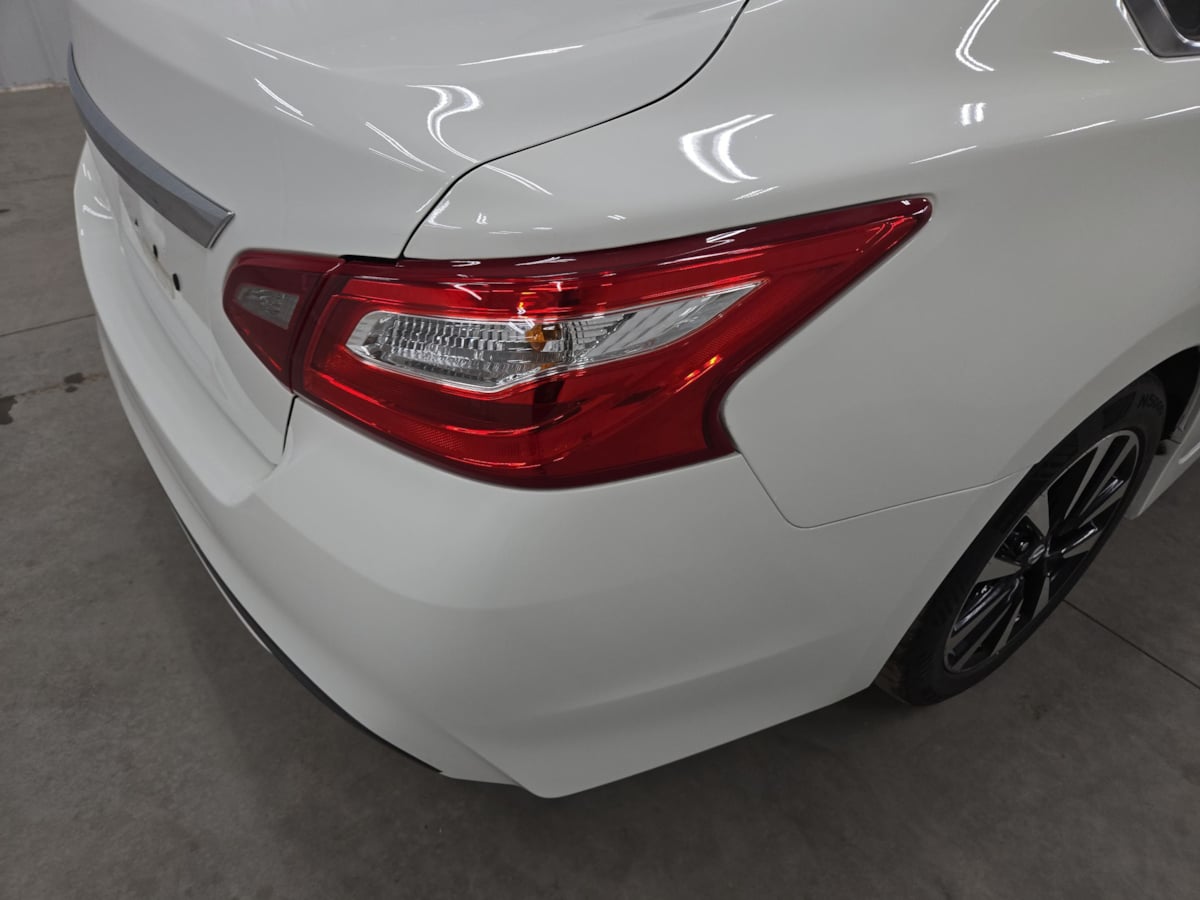 2018 Nissan Altima 2.5 SV photo 34