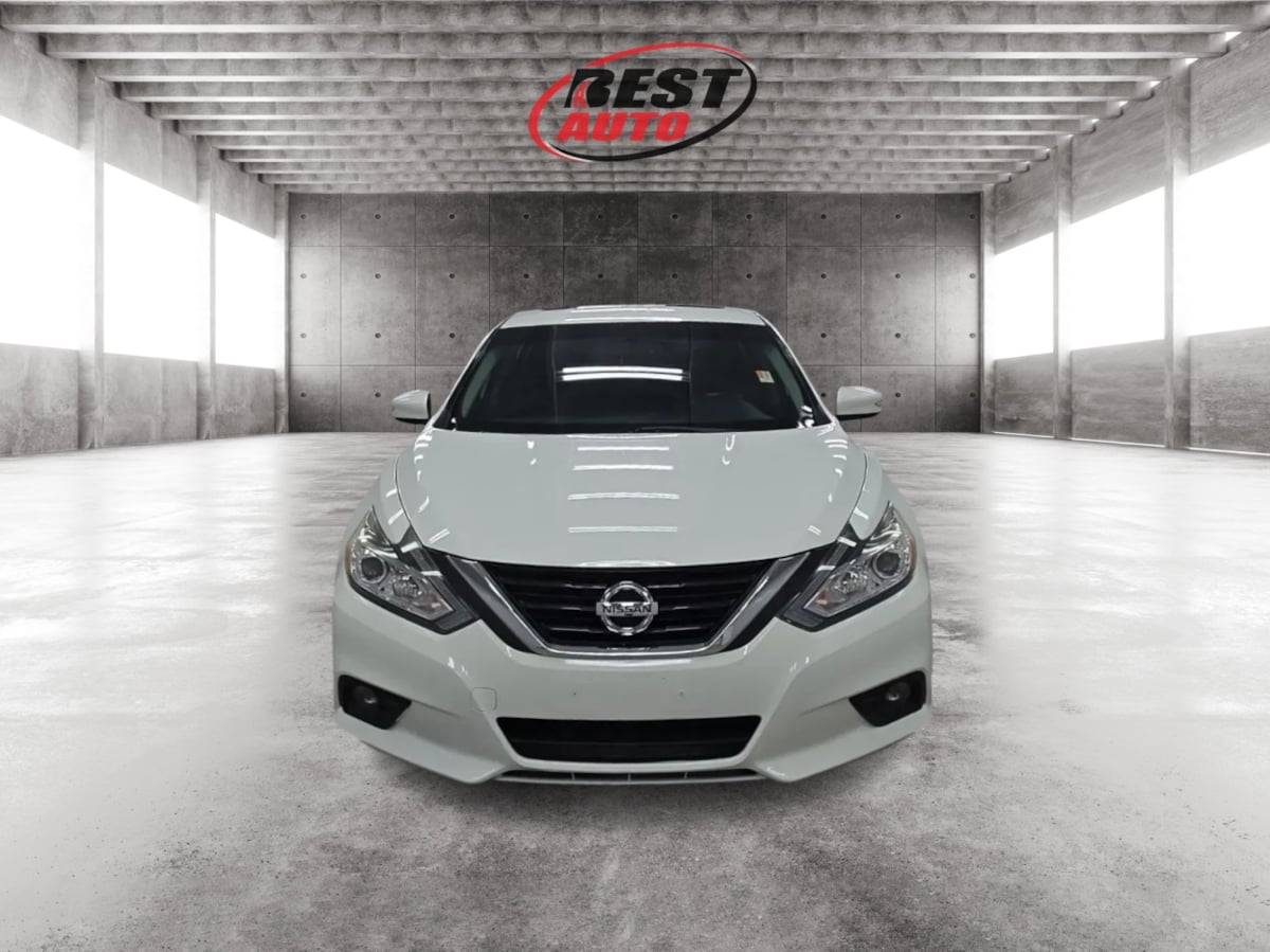2018 Nissan Altima 2.5 SV photo 8