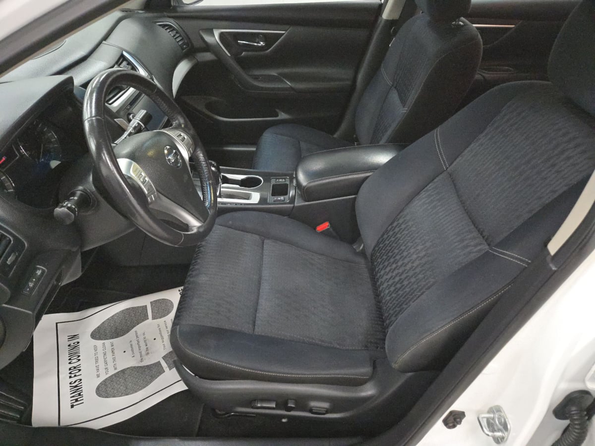 2018 Nissan Altima 2.5 SV photo 9
