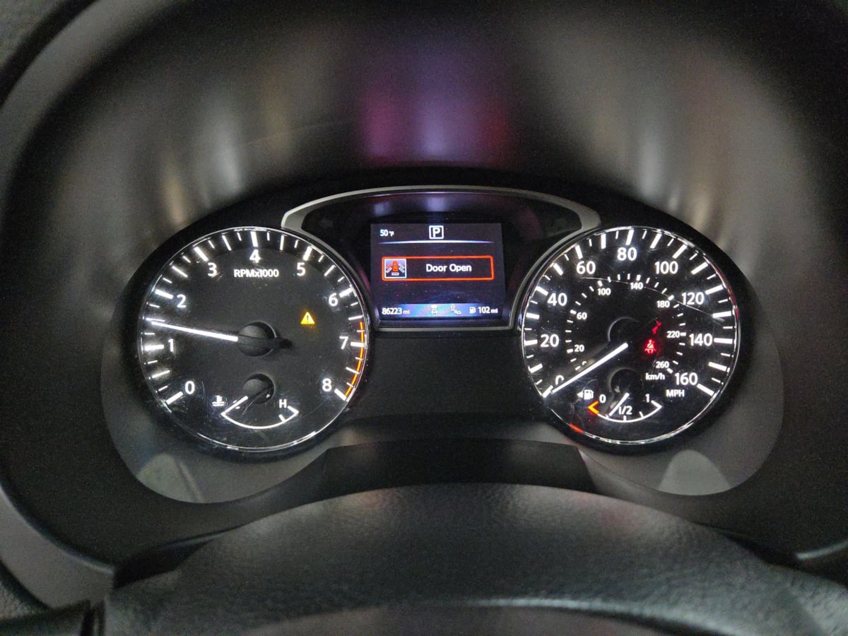 2018 Nissan Altima 2.5 SV photo 17