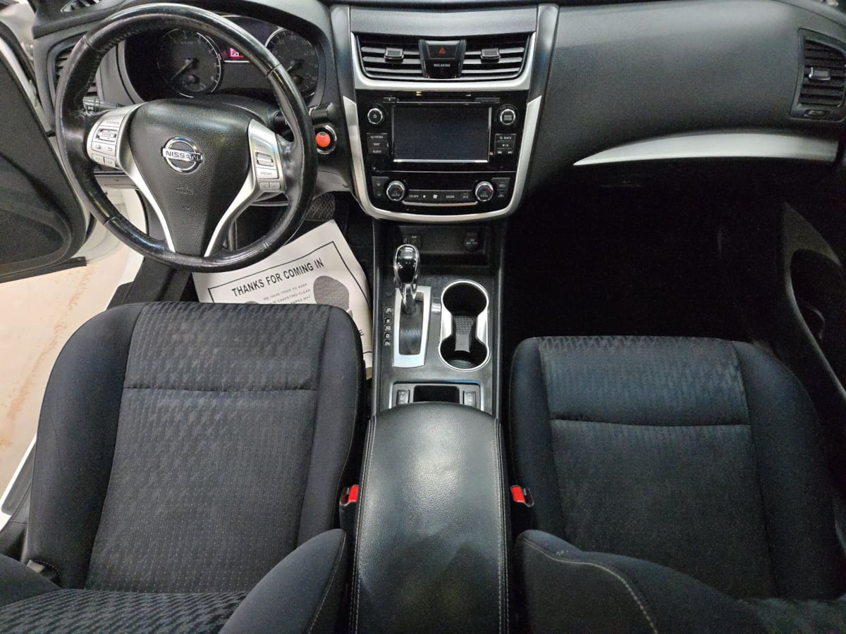 2018 Nissan Altima 2.5 SV photo 14