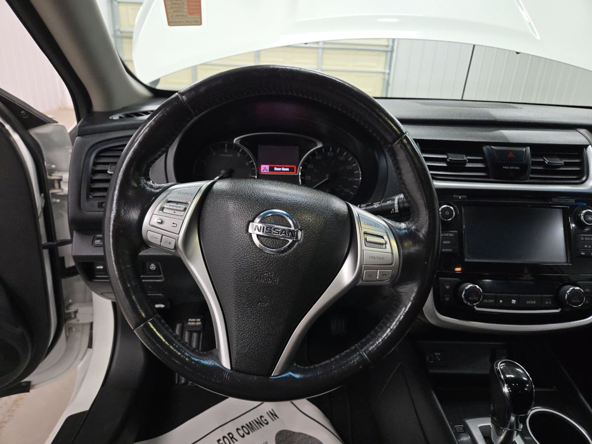 Nissan Altima photo 23