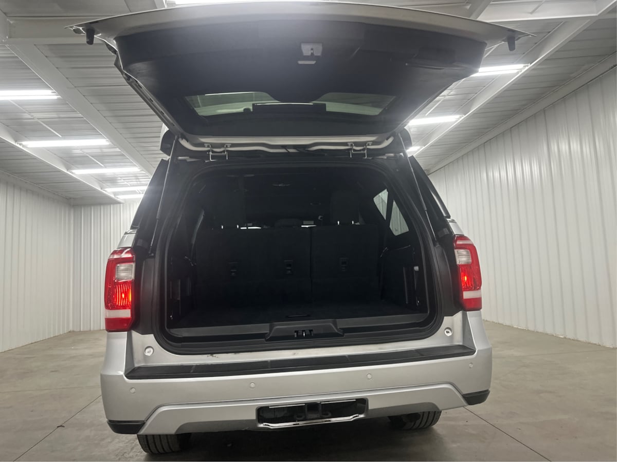 2019 Ford Expedition MAX XLT photo 11