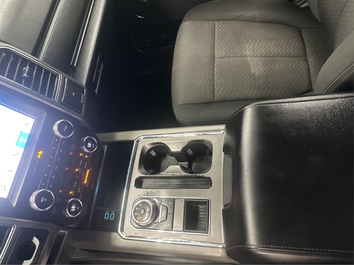 2019 Ford Expedition MAX XLT photo 14