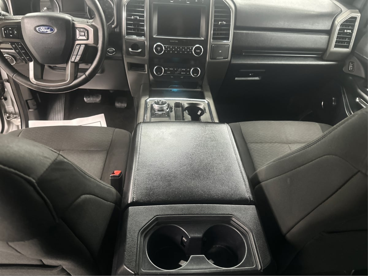 2019 Ford Expedition MAX XLT photo 16