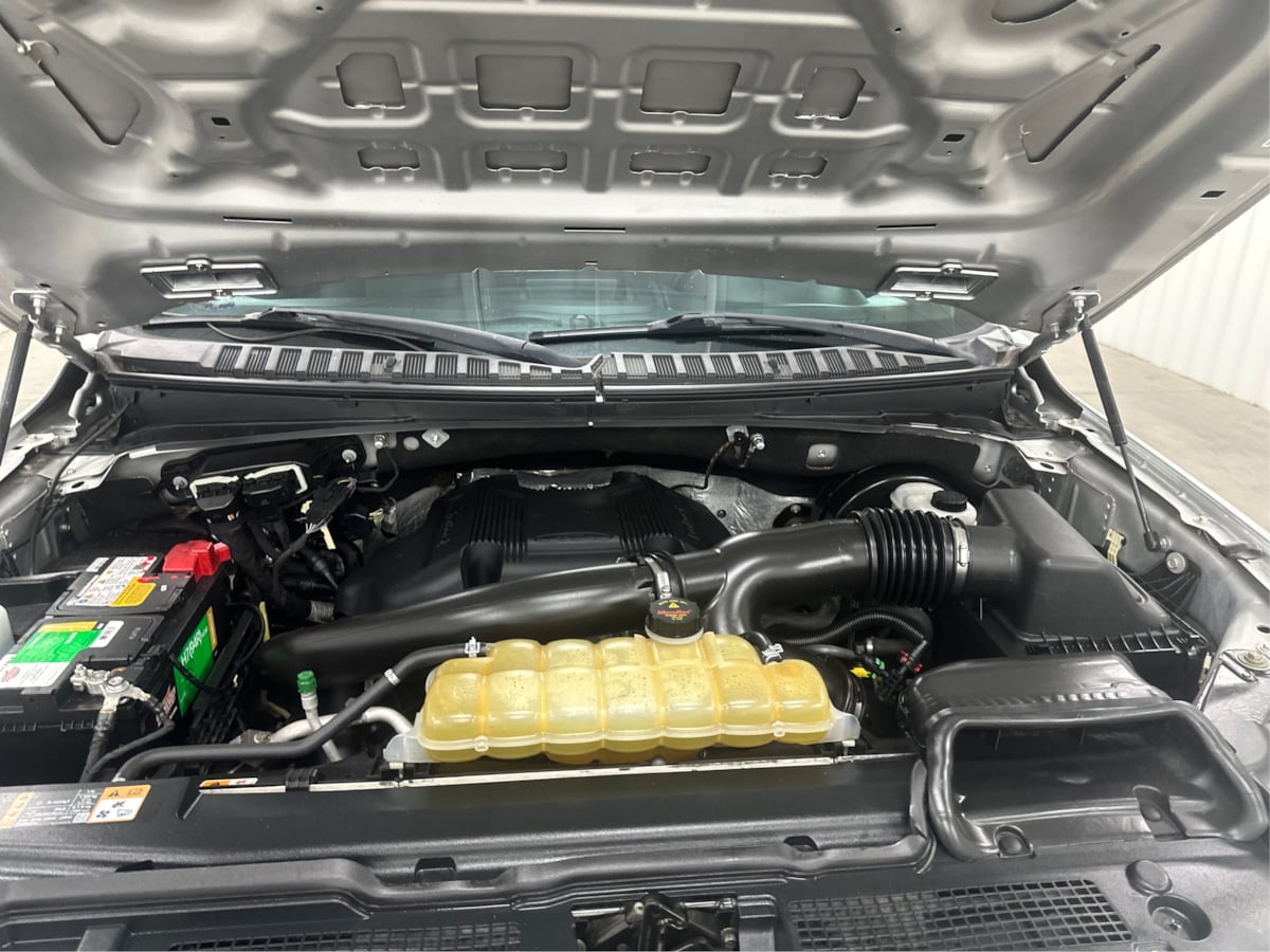 2019 Ford Expedition MAX XLT photo 25