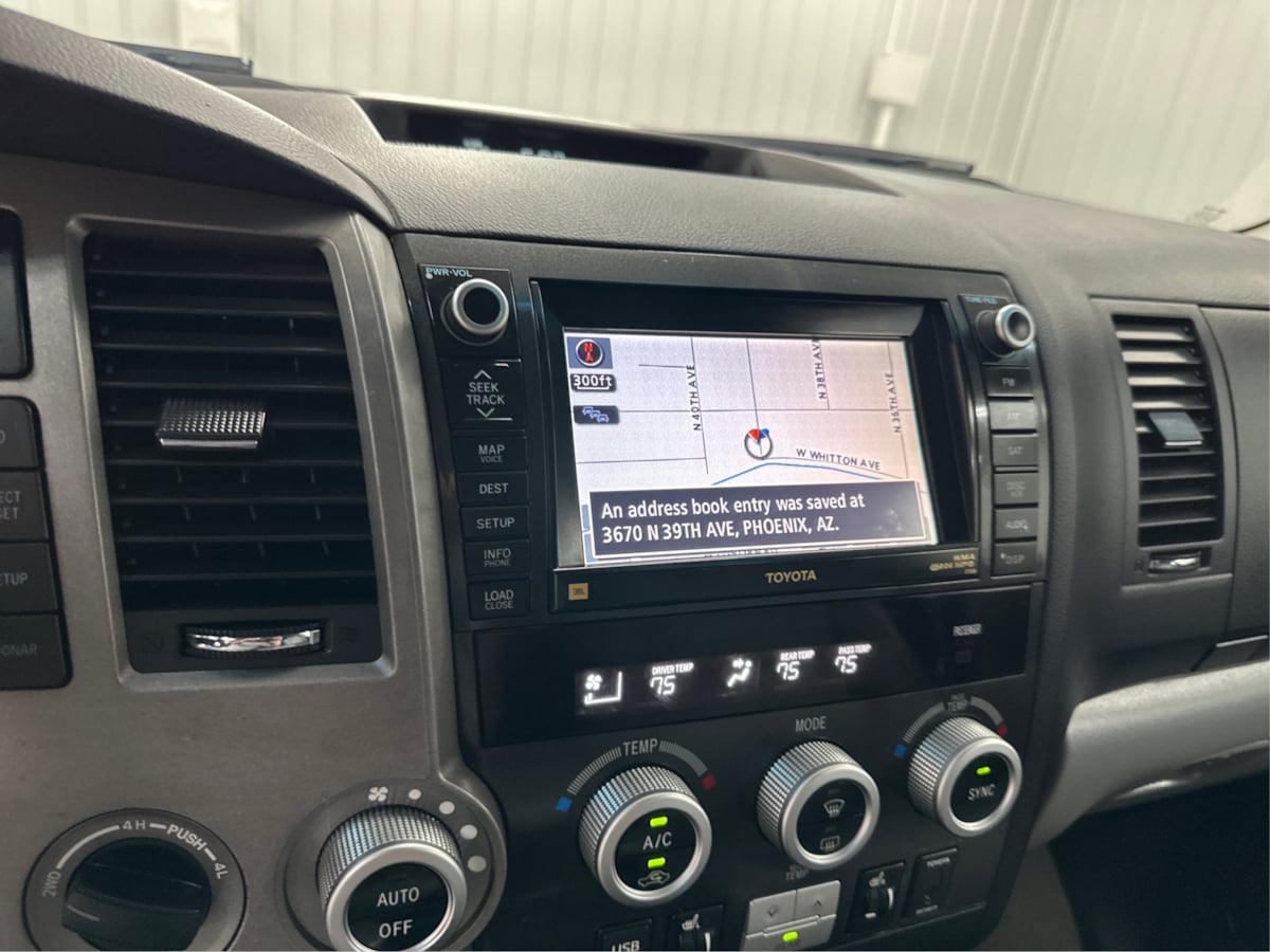 2010 Toyota Sequoia photo 46