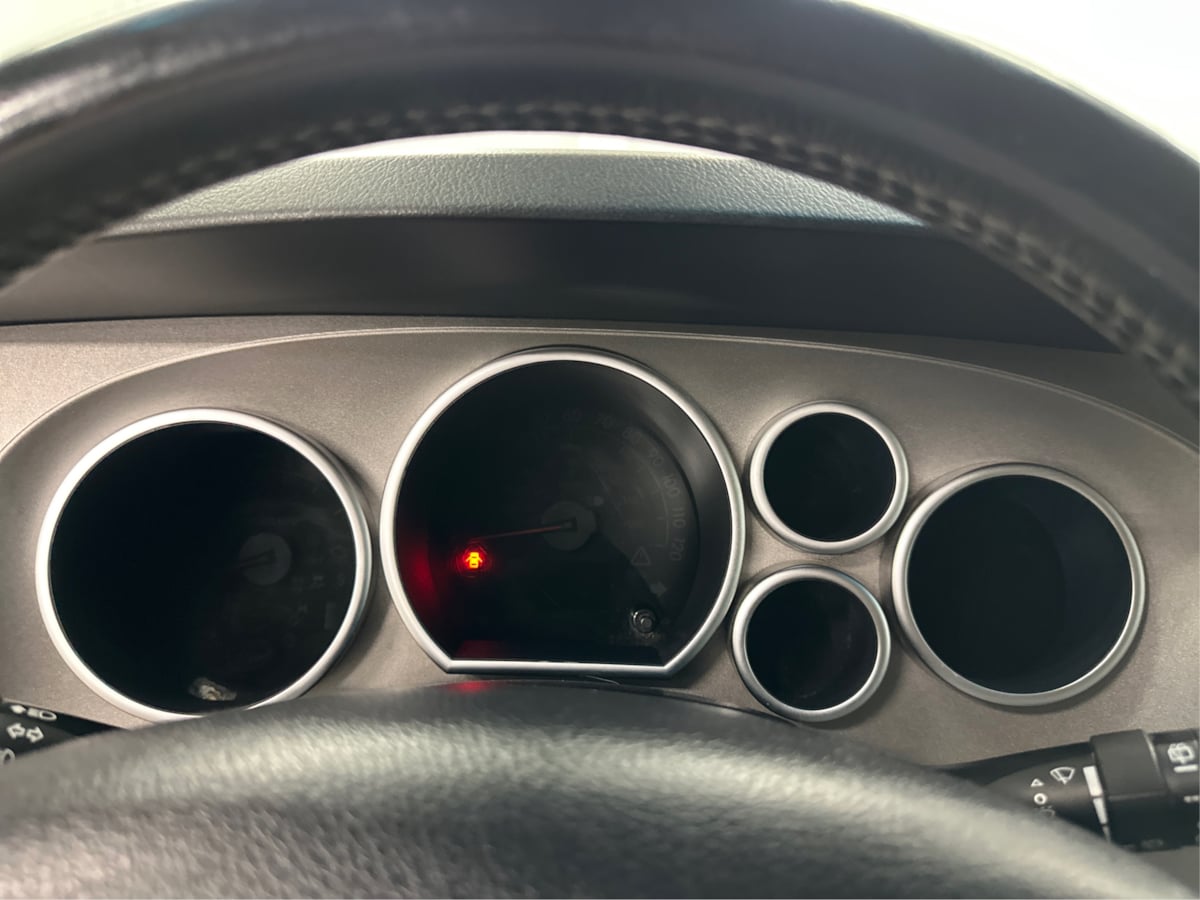 2010 Toyota Sequoia photo 19