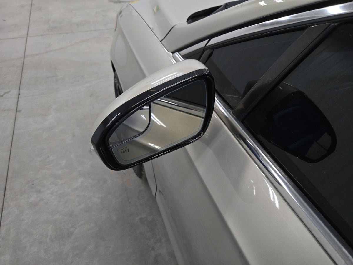 2015 Ford Fusion Titanium photo 30