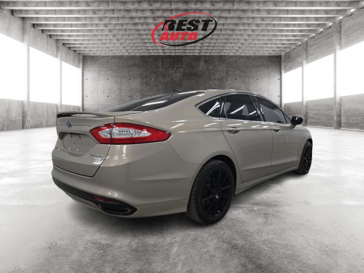 2015 Ford Fusion Titanium photo 4