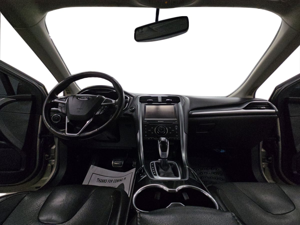 2015 Ford Fusion Titanium photo 14