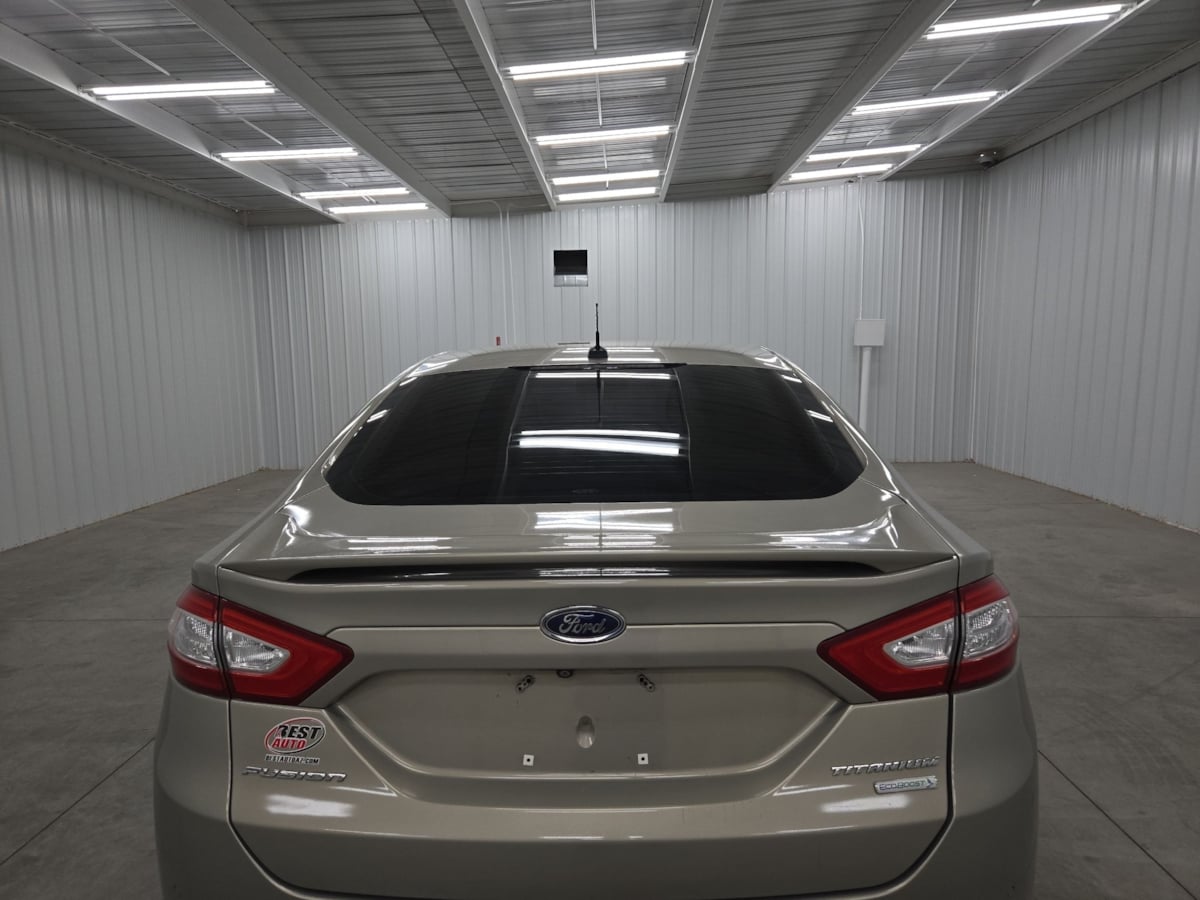 2015 Ford Fusion Titanium photo 24