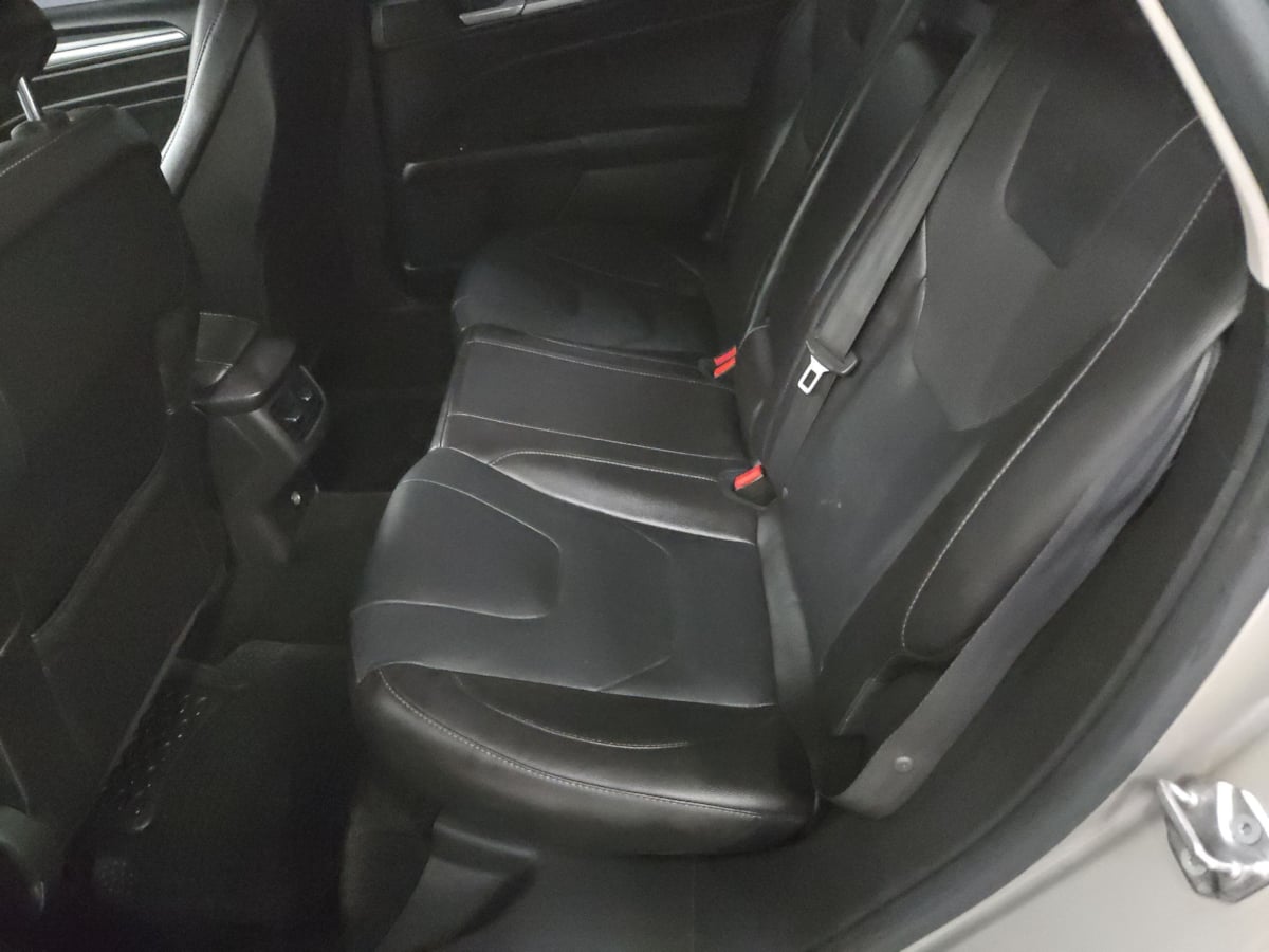 2015 Ford Fusion Titanium photo 10