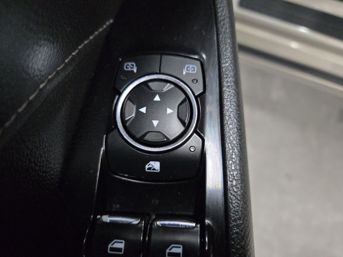 2015 Ford Fusion Titanium photo 48