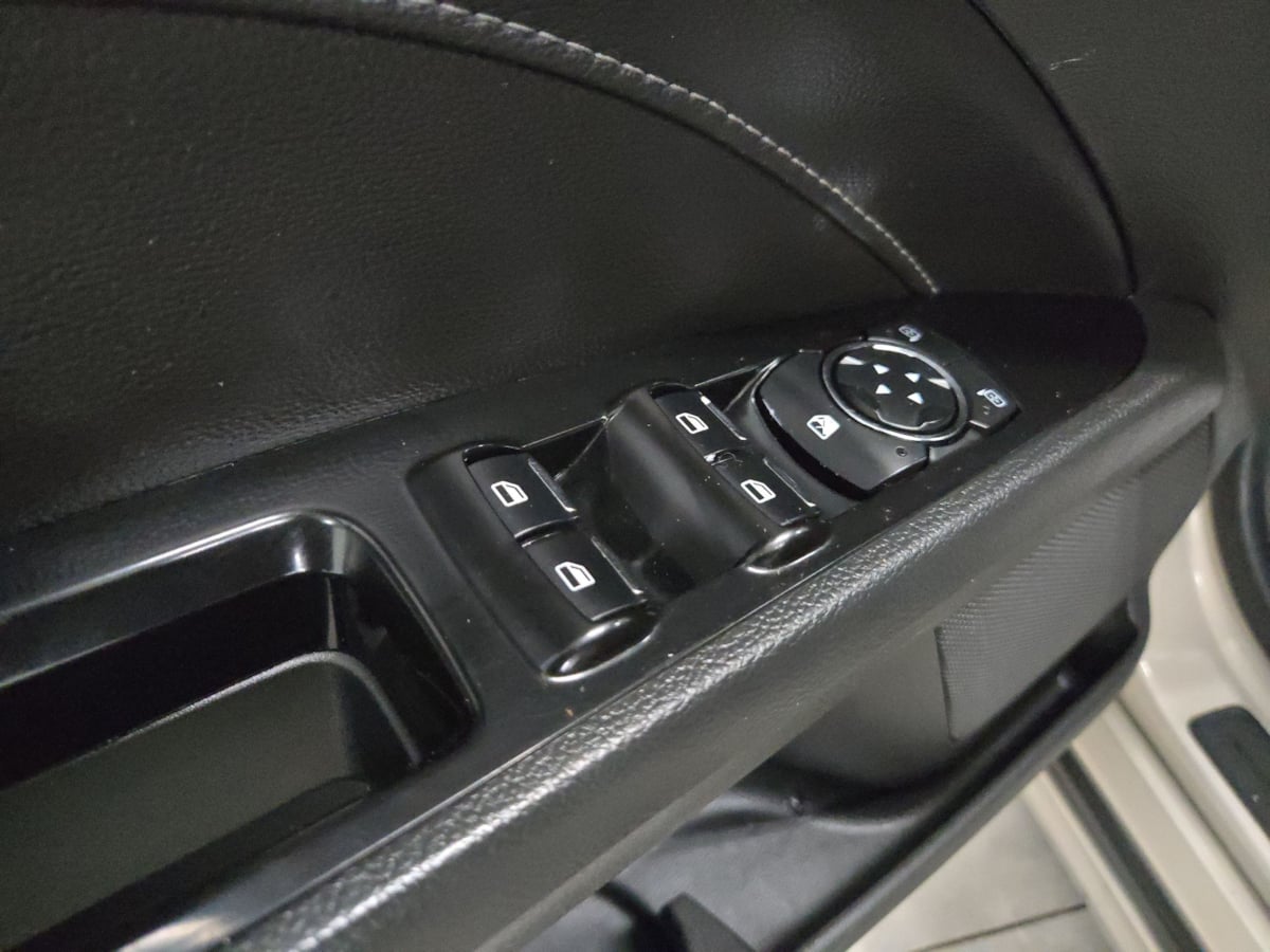 2015 Ford Fusion Titanium photo 45