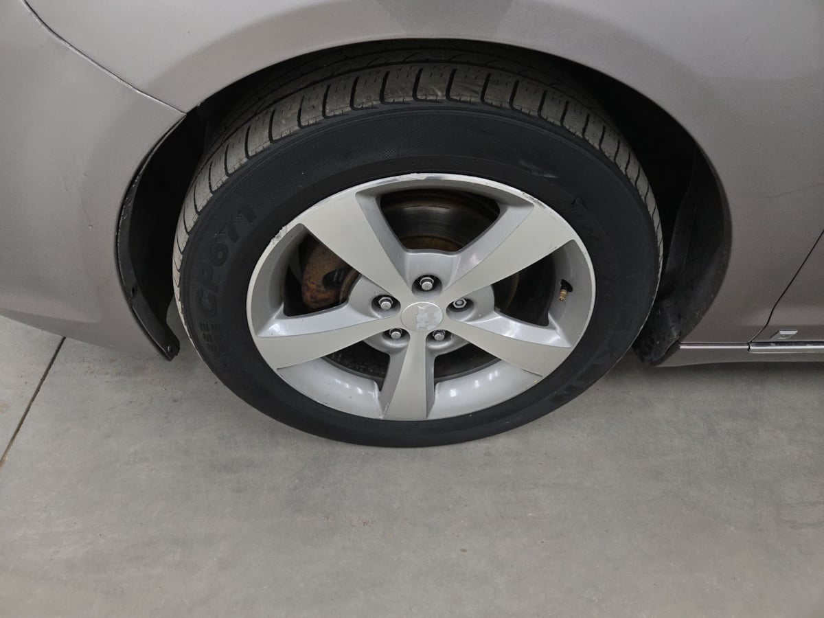 2008 Chevrolet Malibu 2LT photo 29