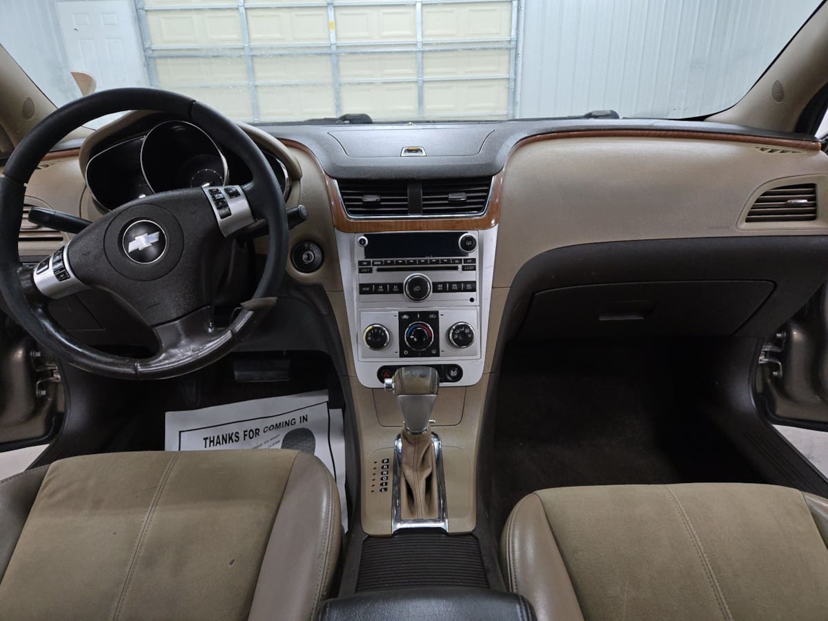2008 Chevrolet Malibu 2LT photo 13