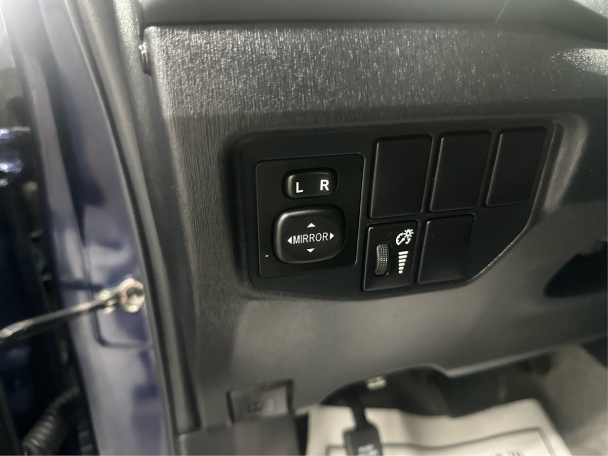 2014 Toyota Prius Two photo 46