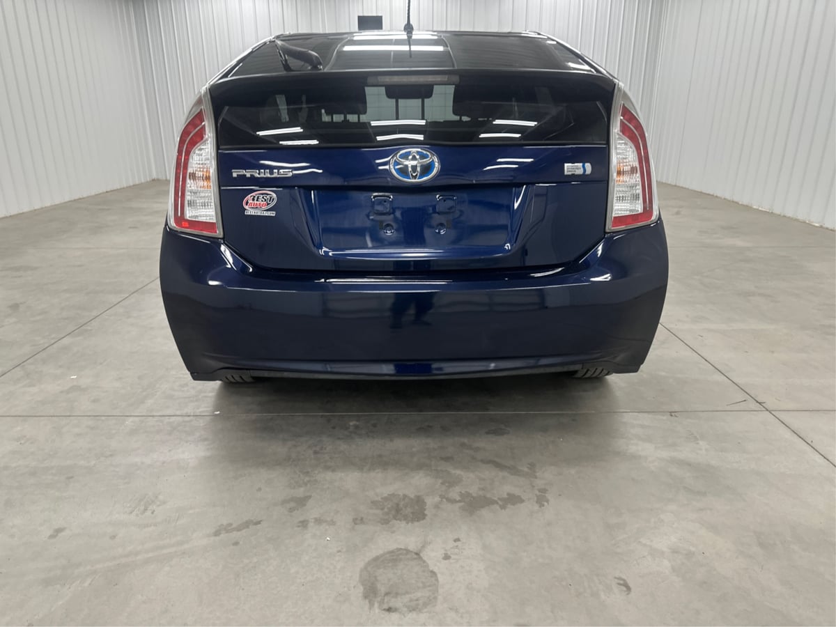 2014 Toyota Prius Two photo 25
