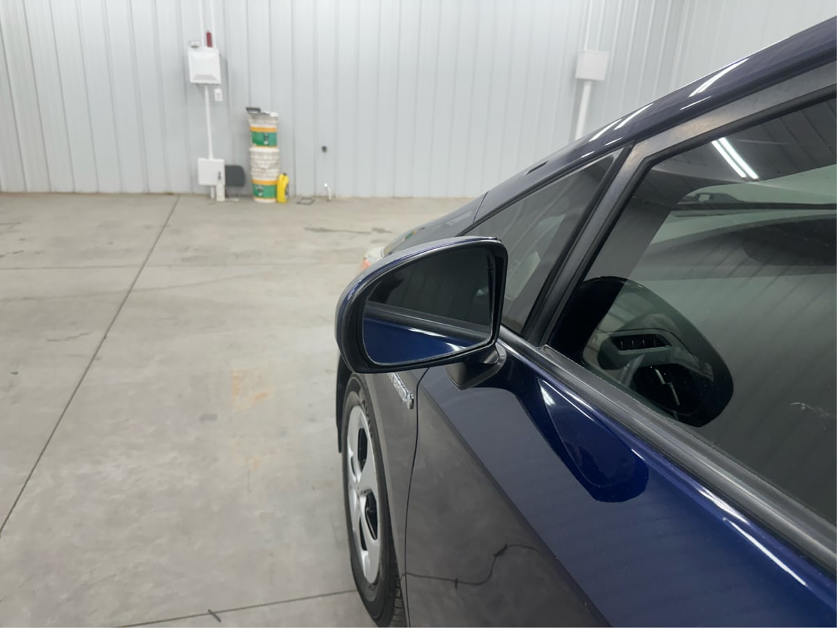 2014 Toyota Prius Two photo 32