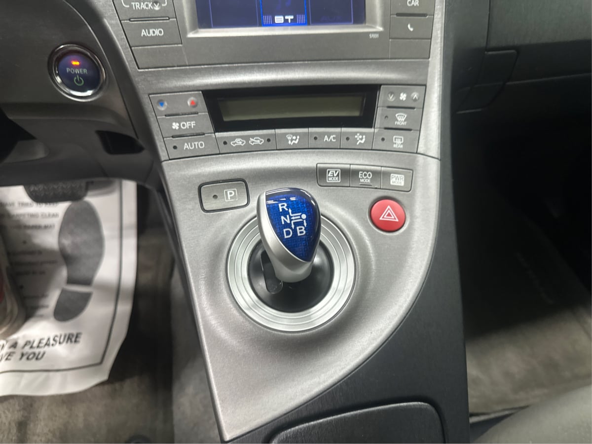 2014 Toyota Prius Two photo 41
