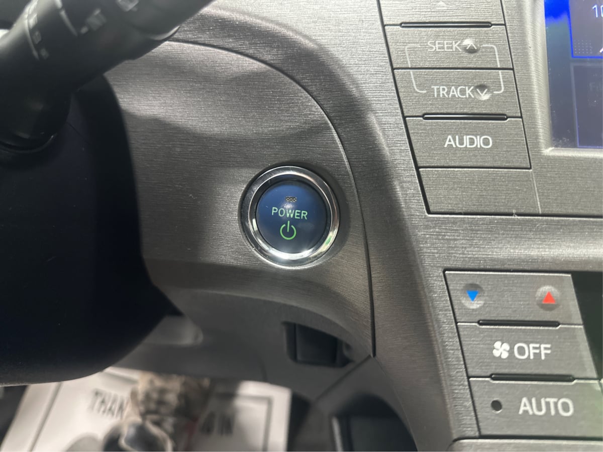 2014 Toyota Prius Two photo 39
