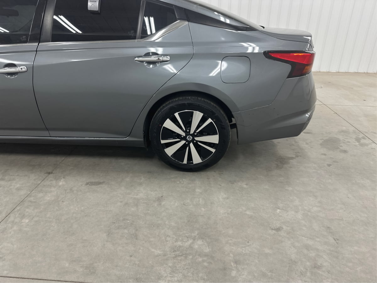 2021 Nissan Altima 2.5 SV photo 34