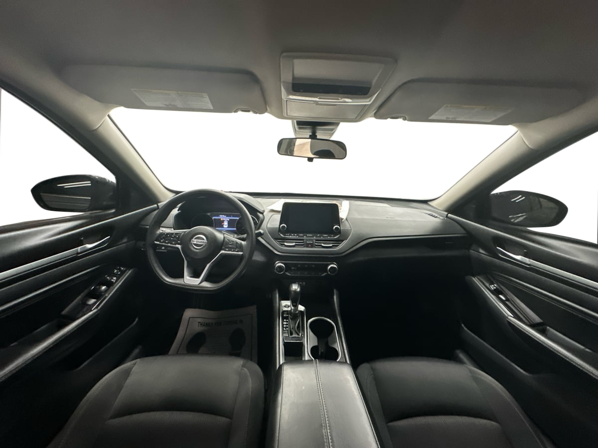 2021 Nissan Altima 2.5 SV photo 14