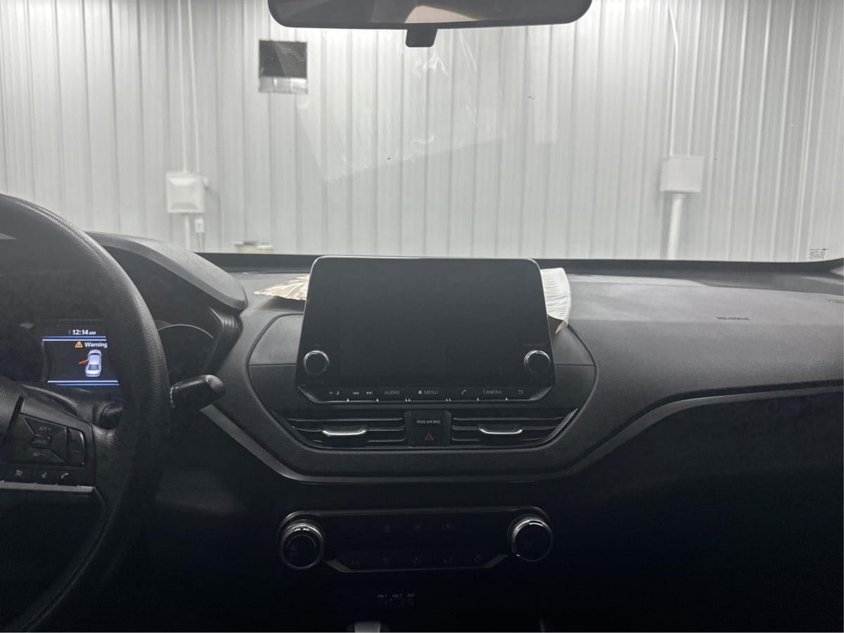 2021 Nissan Altima 2.5 SV photo 13